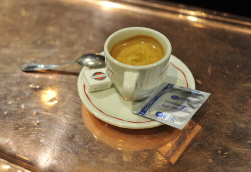 1550128093-cafe-capote.jpg